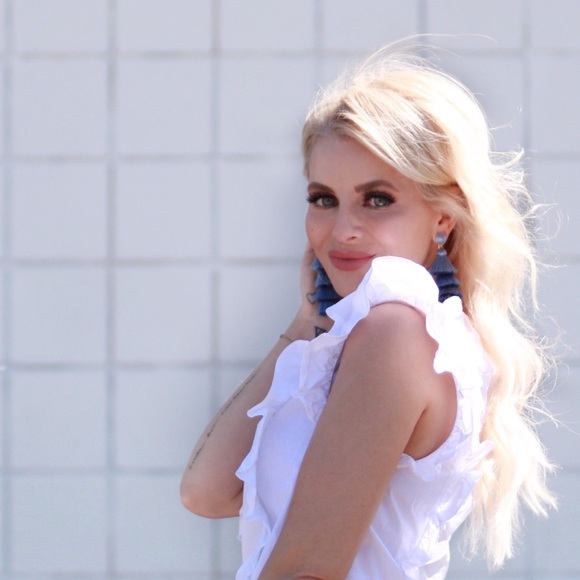 Meet your Posher, Erica - Picture 1 of 1